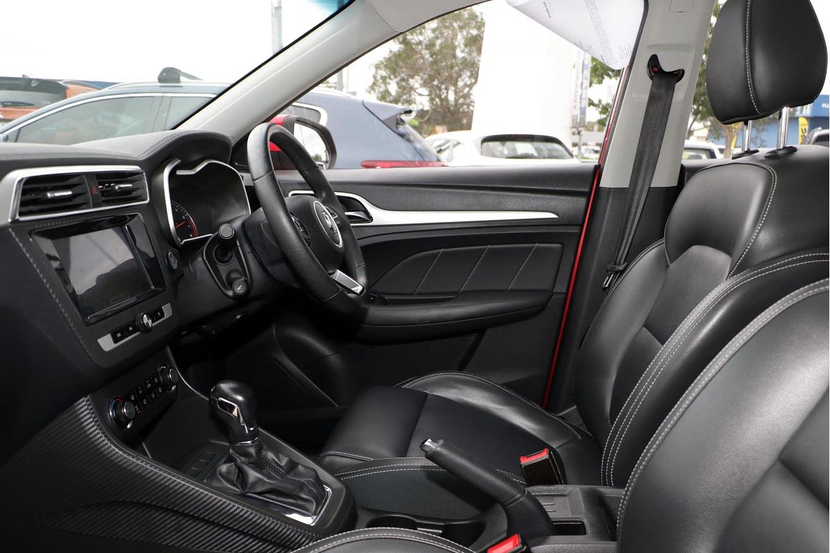 2018 MG ZS Essence AZS1