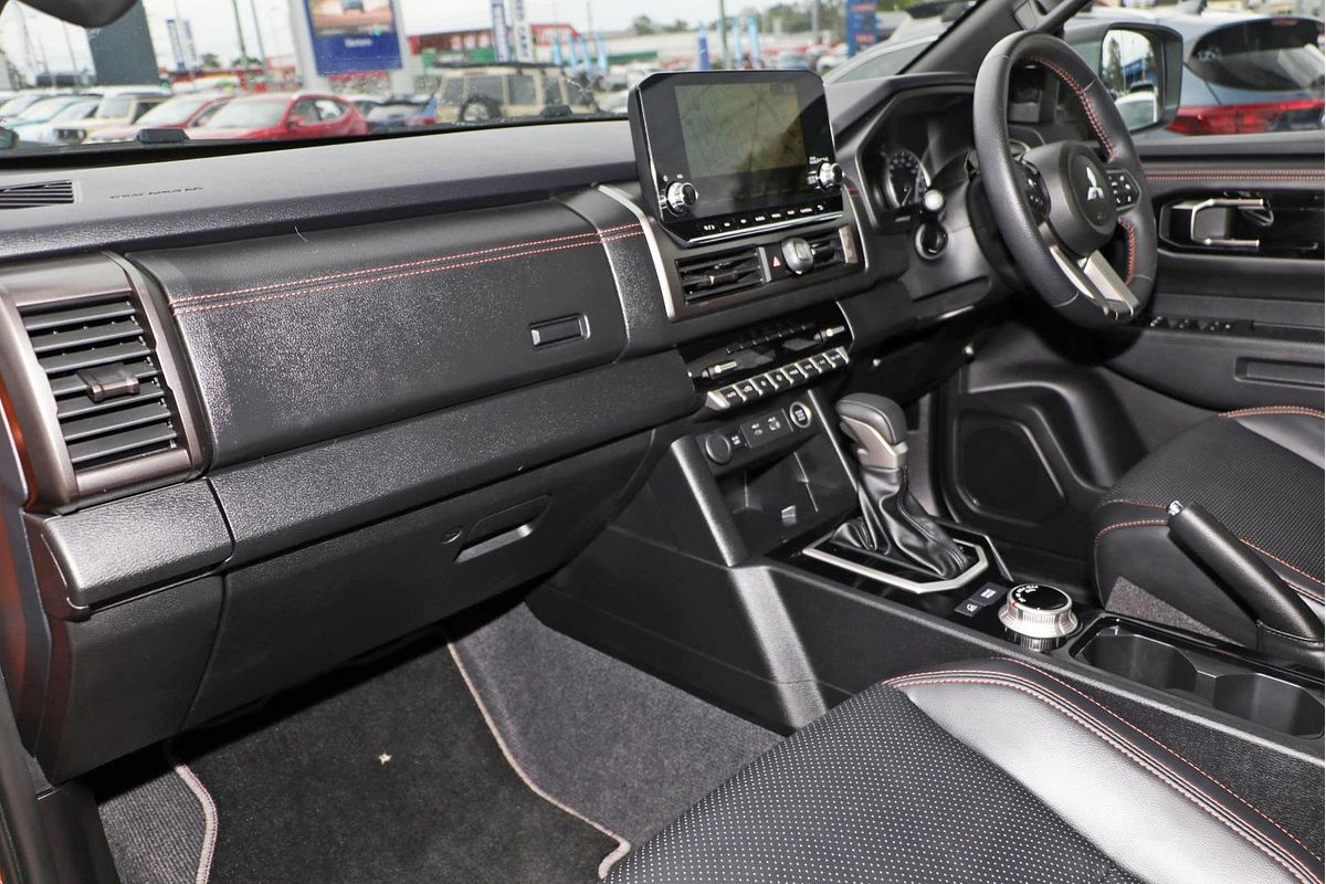 2024 Mitsubishi Triton GSR MV 4X4