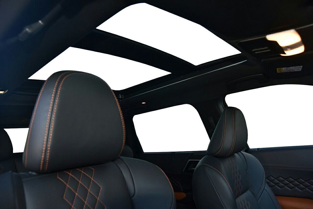 2024 Mitsubishi Outlander Exceed Tourer ZM