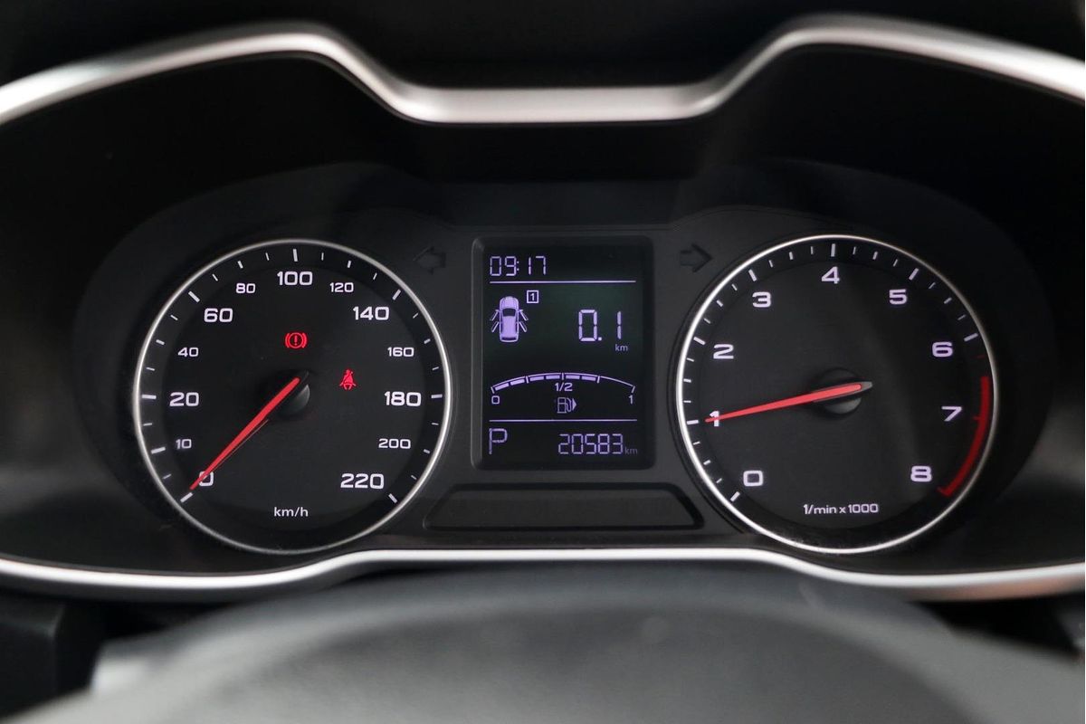 2018 MG ZS Essence AZS1