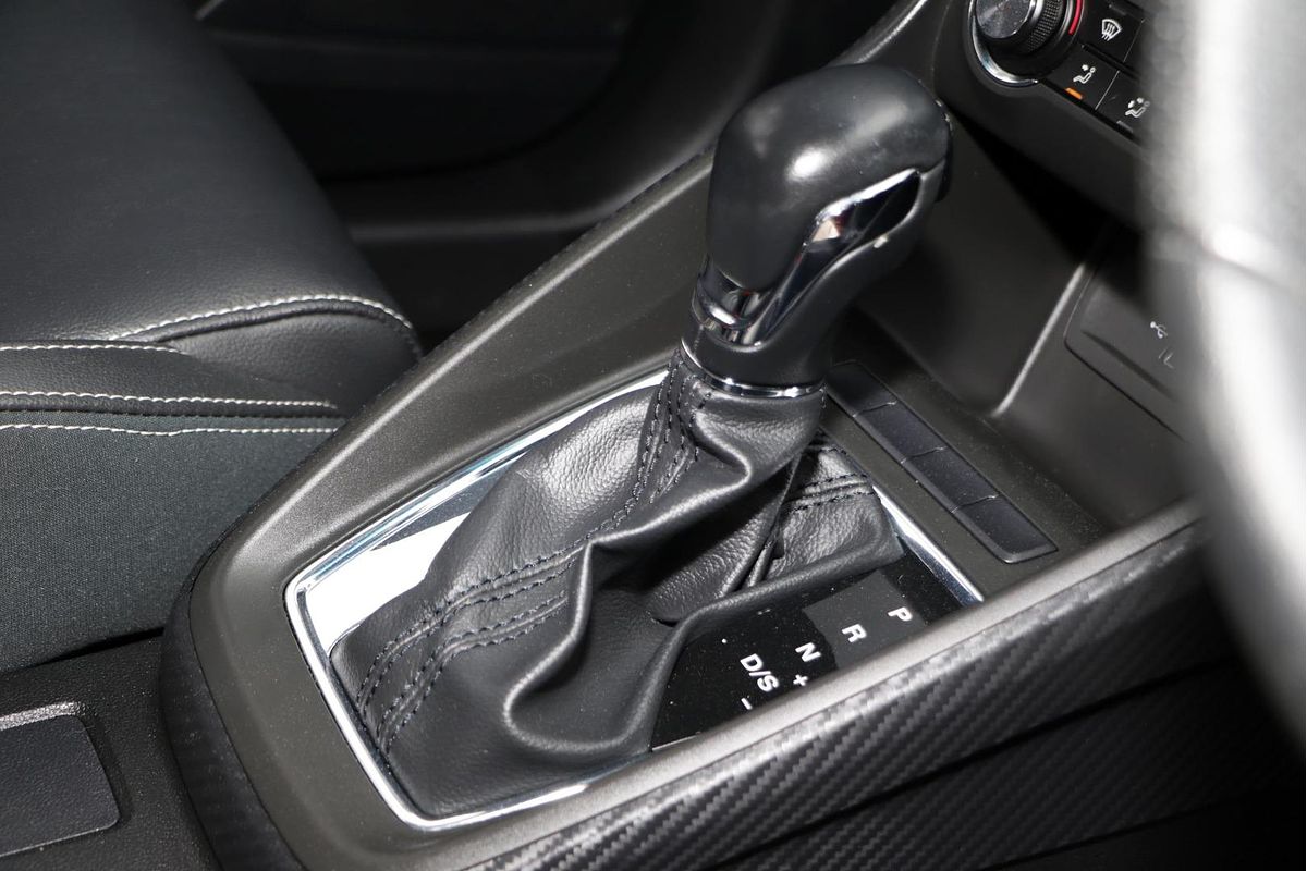 2018 MG ZS Essence AZS1