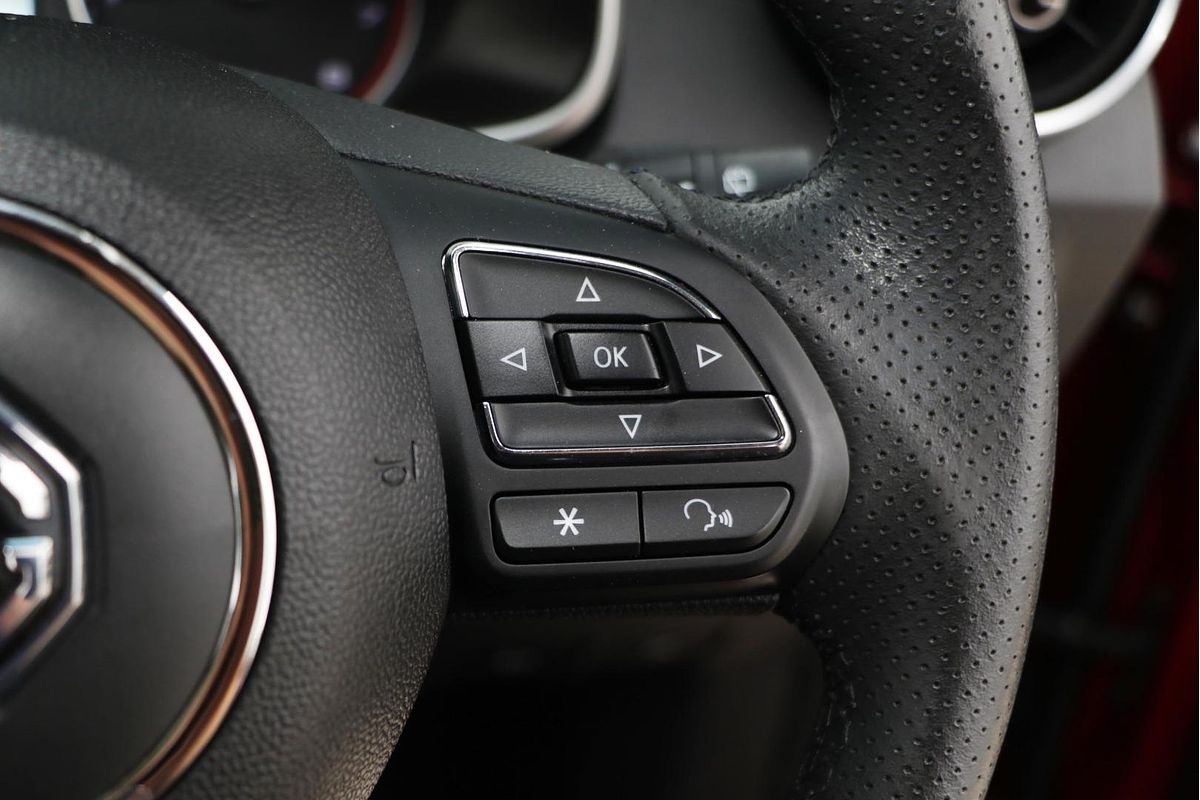 2018 MG ZS Essence AZS1