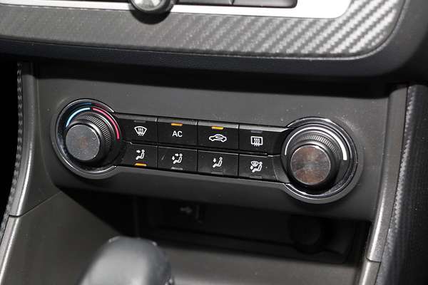2018 MG ZS Essence AZS1
