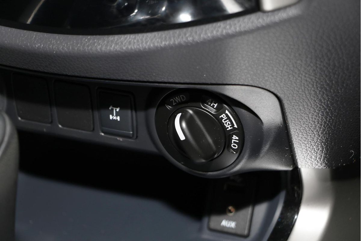2019 Nissan Navara ST D23 Series 3 4X4