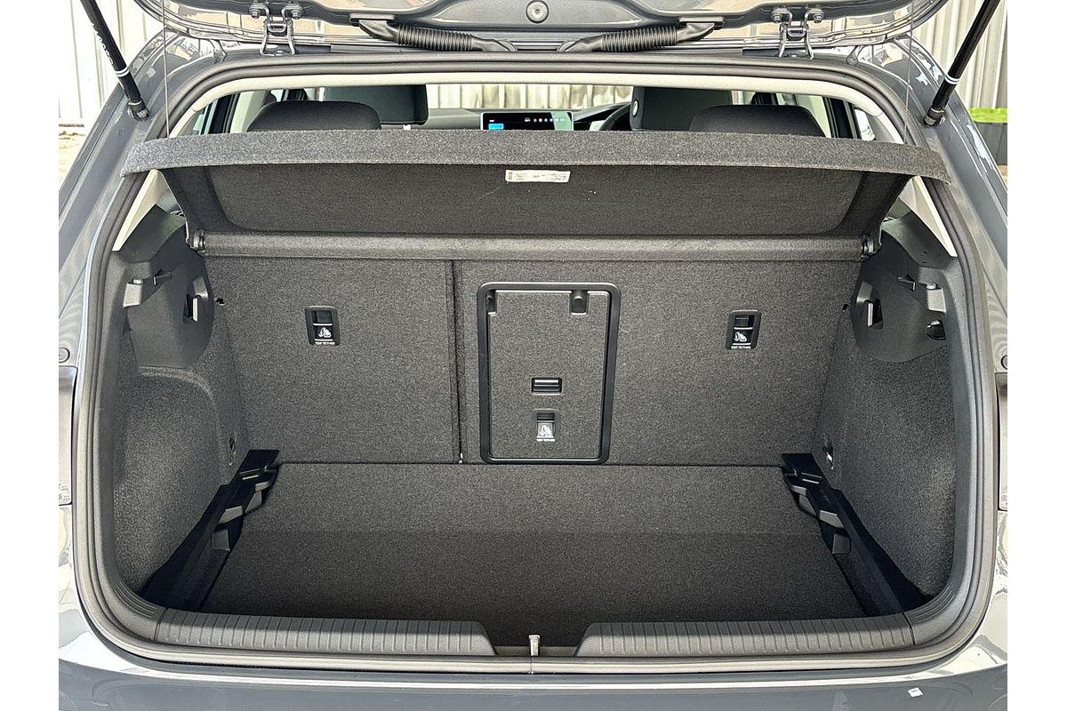 2025 Volkswagen Golf 110TSI Life 8.5