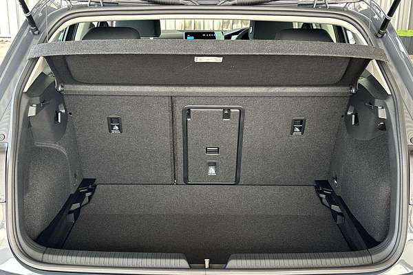 2025 Volkswagen Golf 110TSI Life 8.5