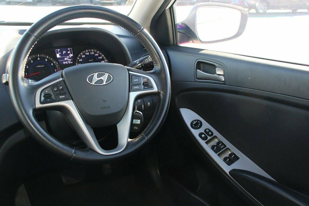 2018 Hyundai Accent Sport RB6