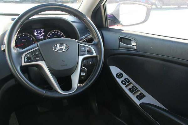2018 Hyundai Accent Sport RB6