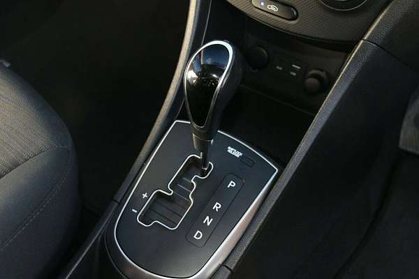 2018 Hyundai Accent Sport RB6