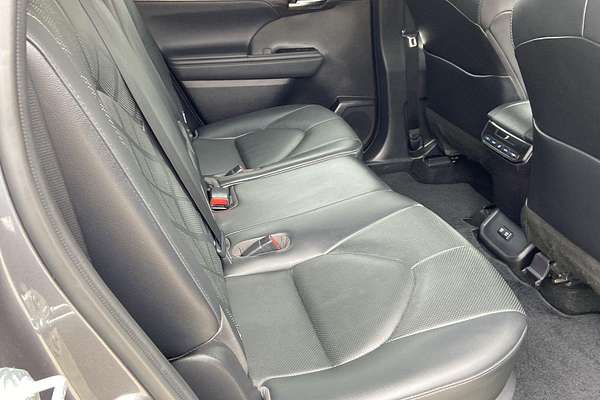 2021 Toyota Kluger Grande AXUH78R