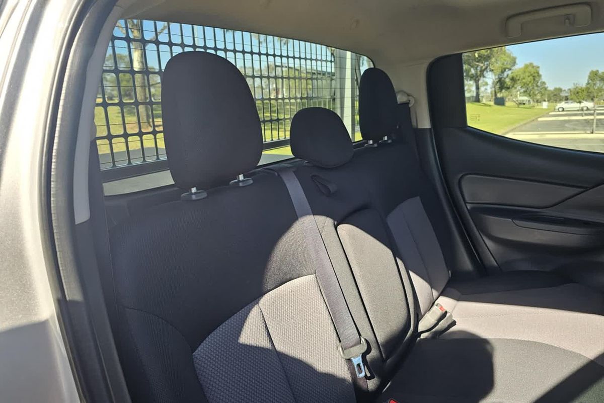 2015 Mitsubishi Triton GLX MQ 4X4