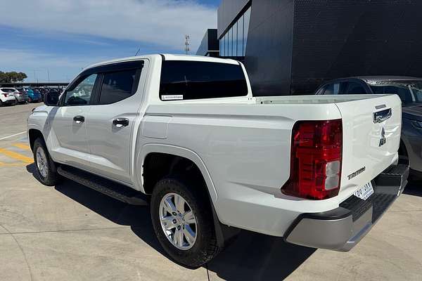 2024 Mitsubishi Triton GLX+ MV 4X4