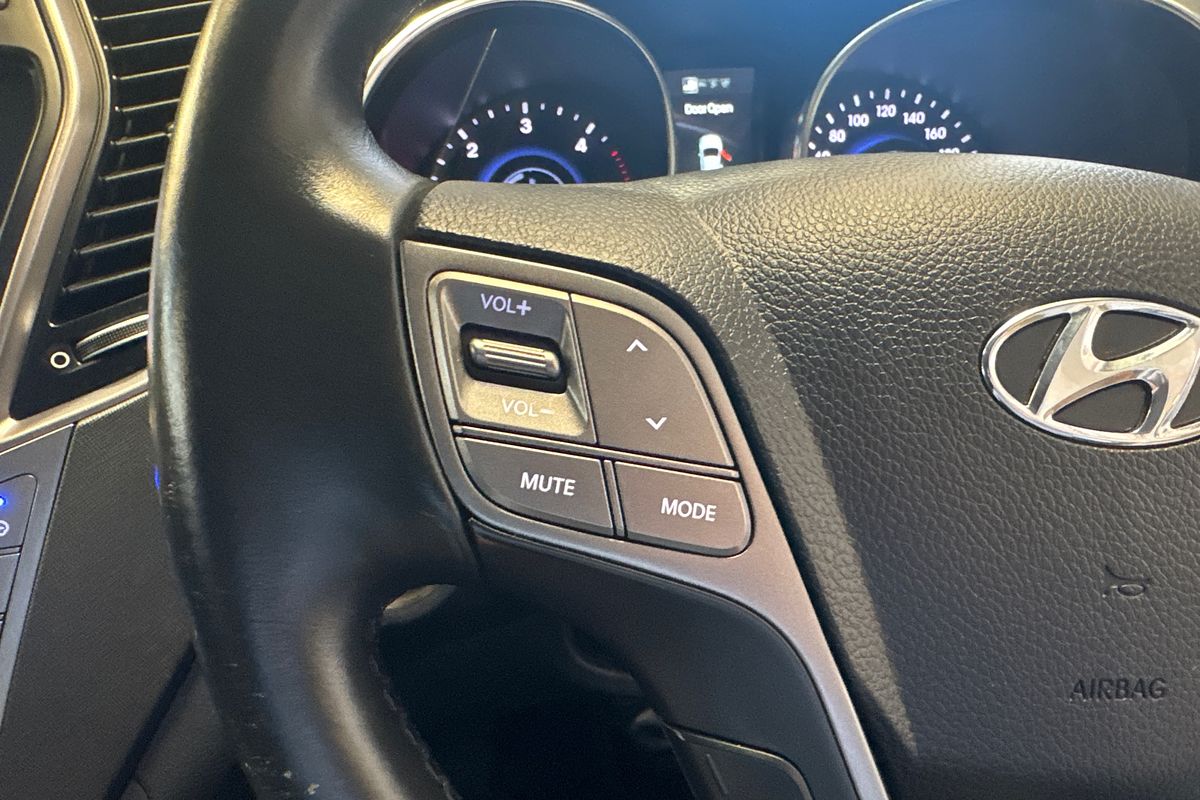 2015 Hyundai Santa Fe Highlander DM2