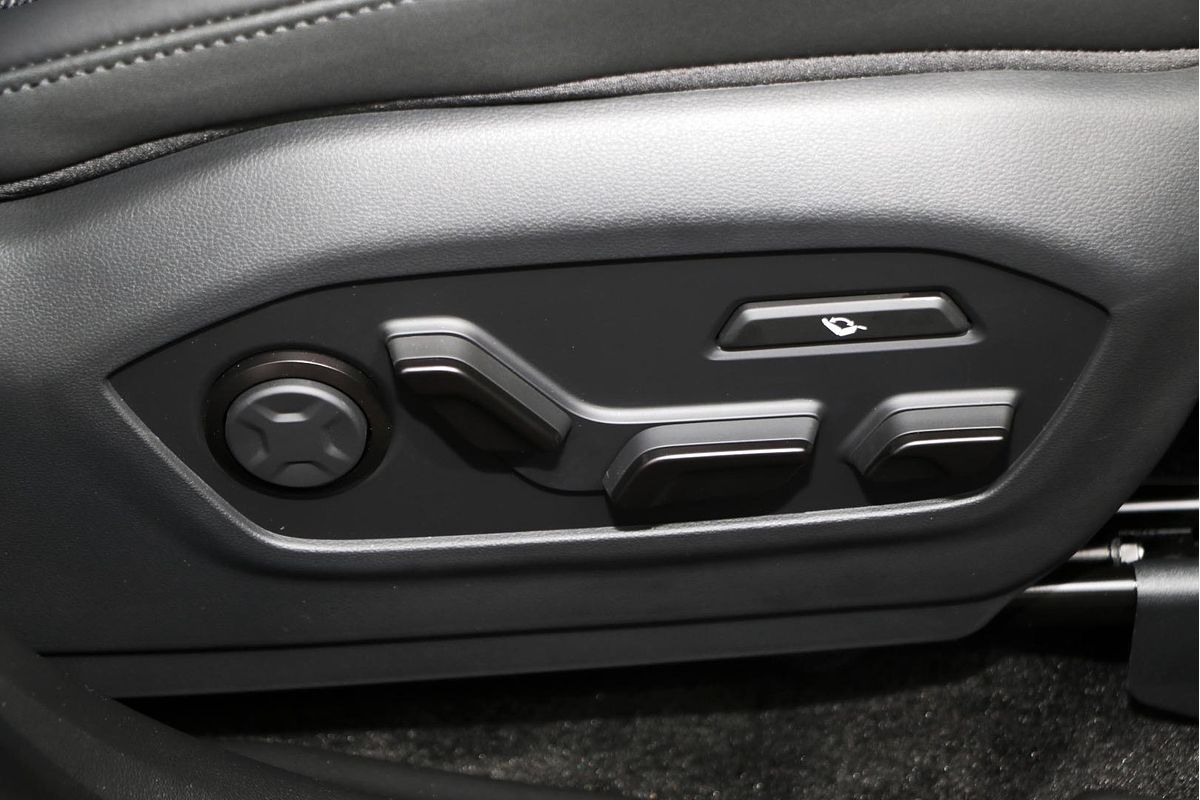 2025 Hyundai Santa Fe MX5.V1