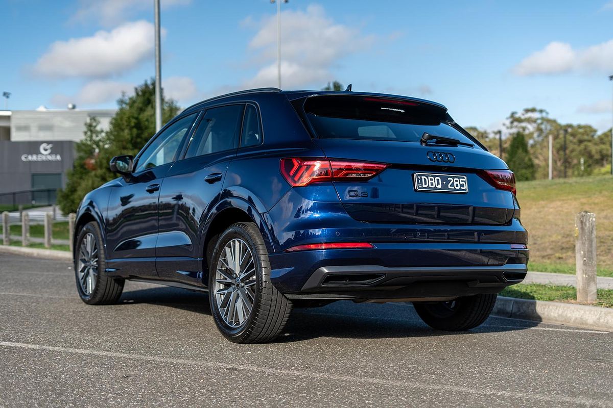 2024 Audi Q3 35 TFSI Dynamic Black F3