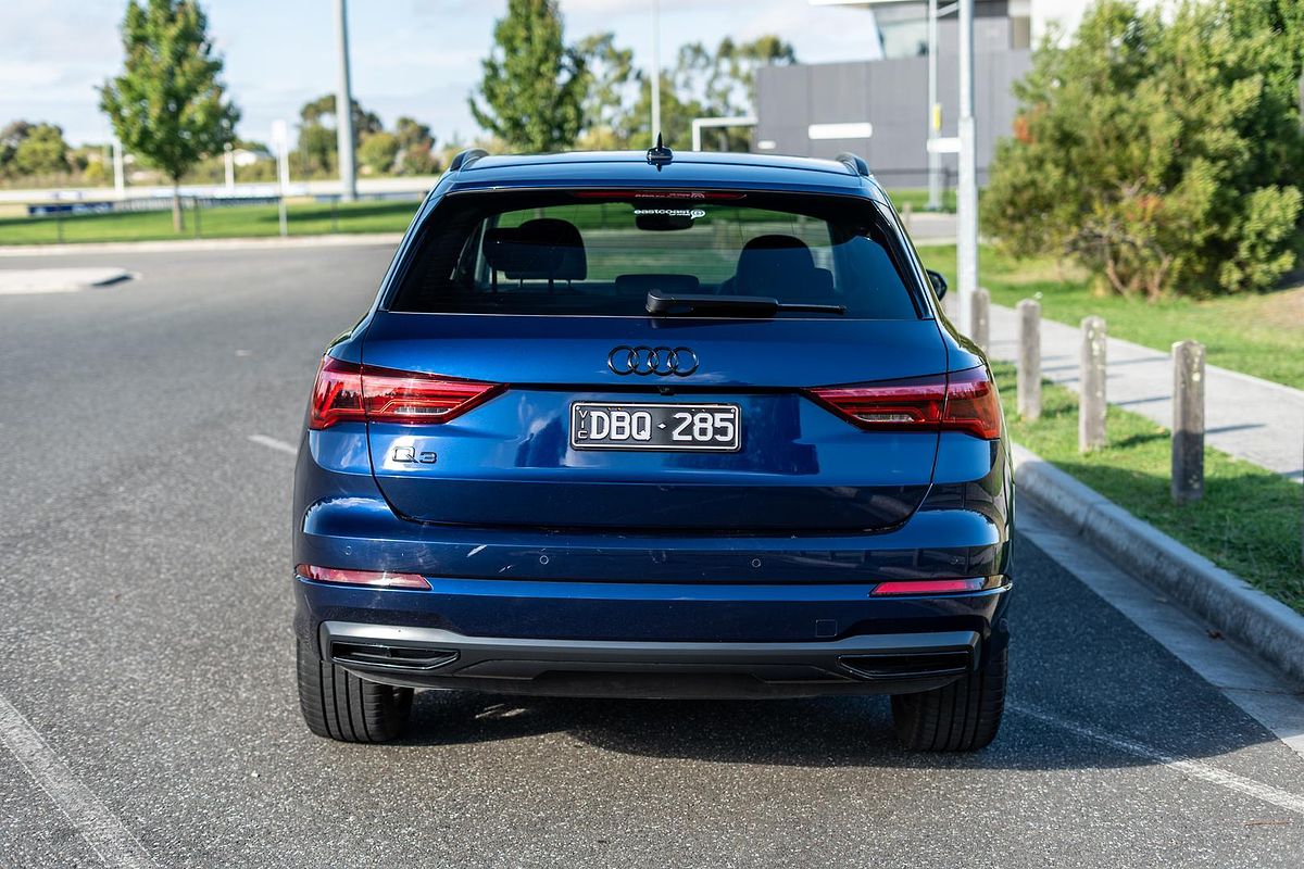 2024 Audi Q3 35 TFSI Dynamic Black F3