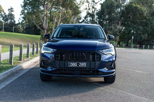 2024 Audi Q3 35 TFSI Dynamic Black F3