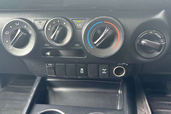 2019 Toyota Hilux SR GUN126R 4X4