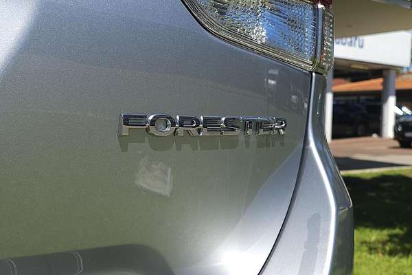 2024 Subaru Forester 2.5i-S S5