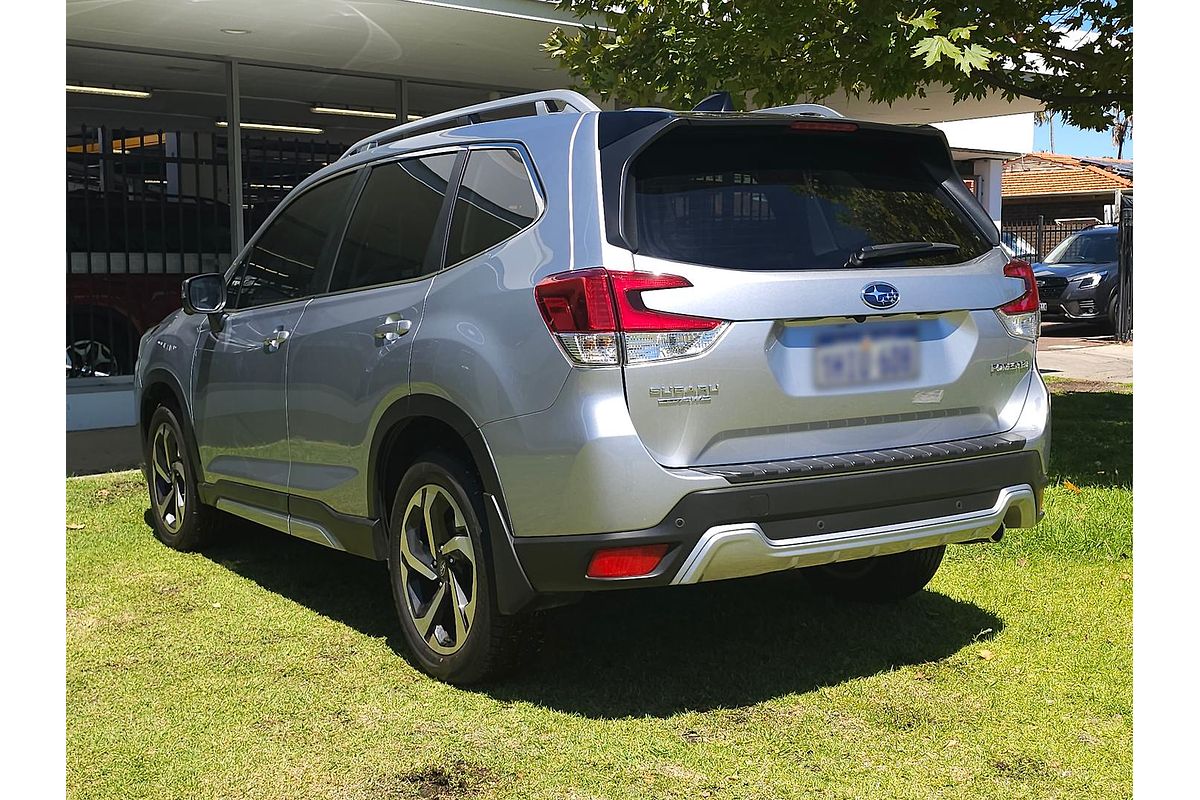 2024 Subaru Forester 2.5i-S S5