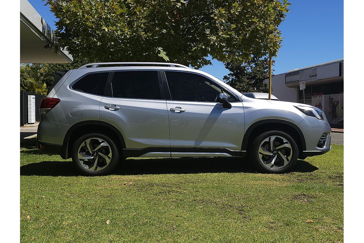 2024 Subaru Forester 2.5i-S S5