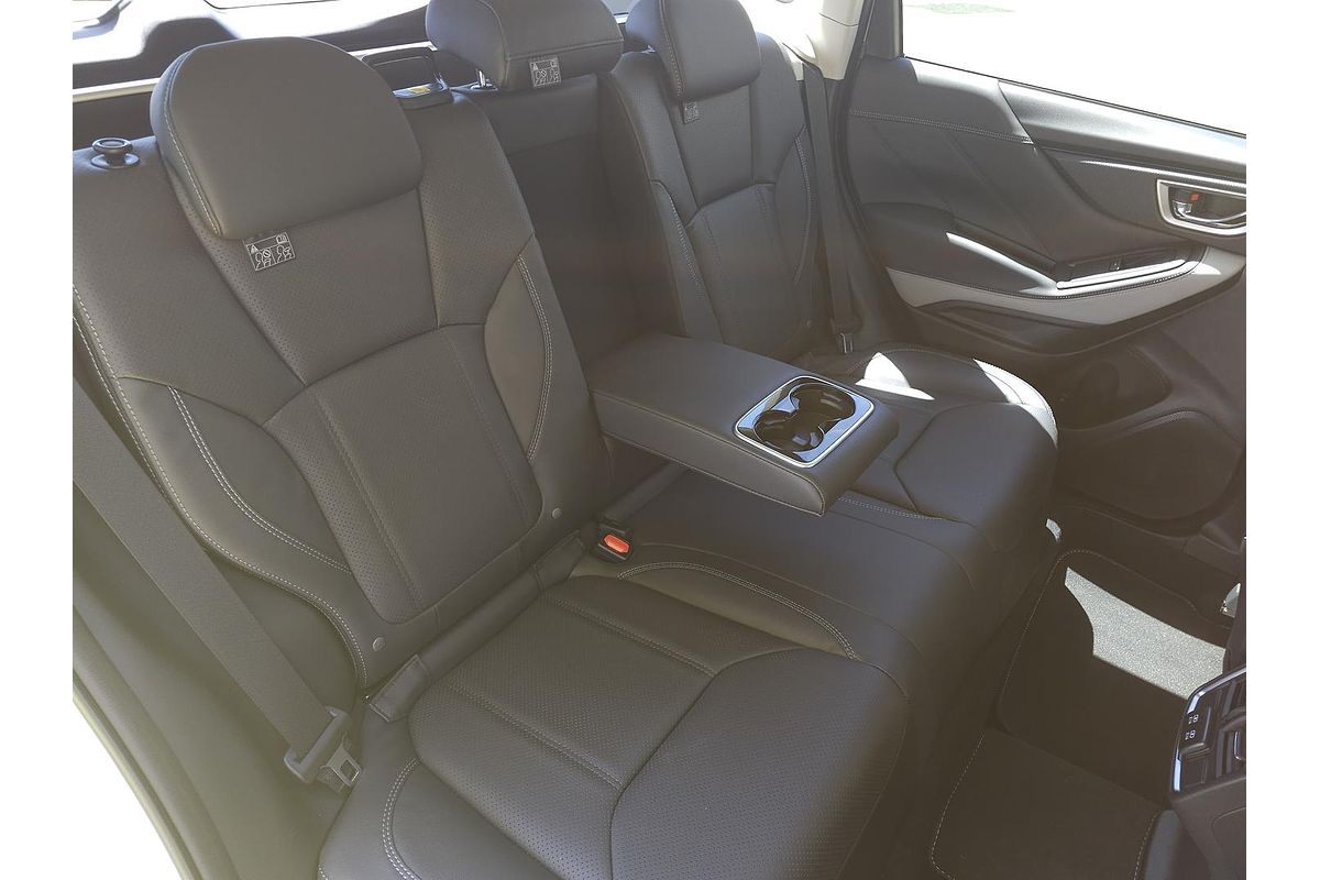 2024 Subaru Forester 2.5i-S S5