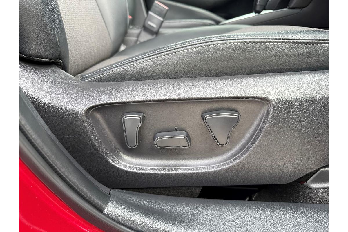 2023 Toyota Yaris Cross Urban MXPJ10R