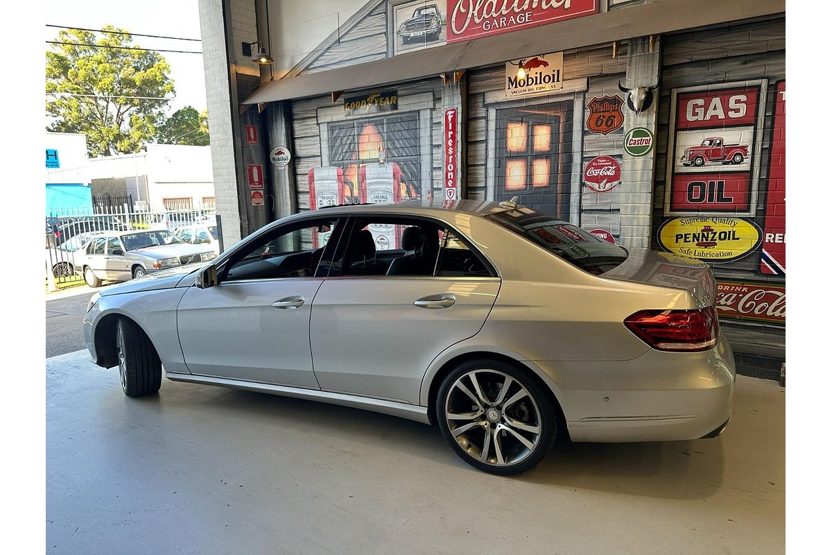 2013 Mercedes-Benz E-Class E300 BlueTEC Hybrid W212