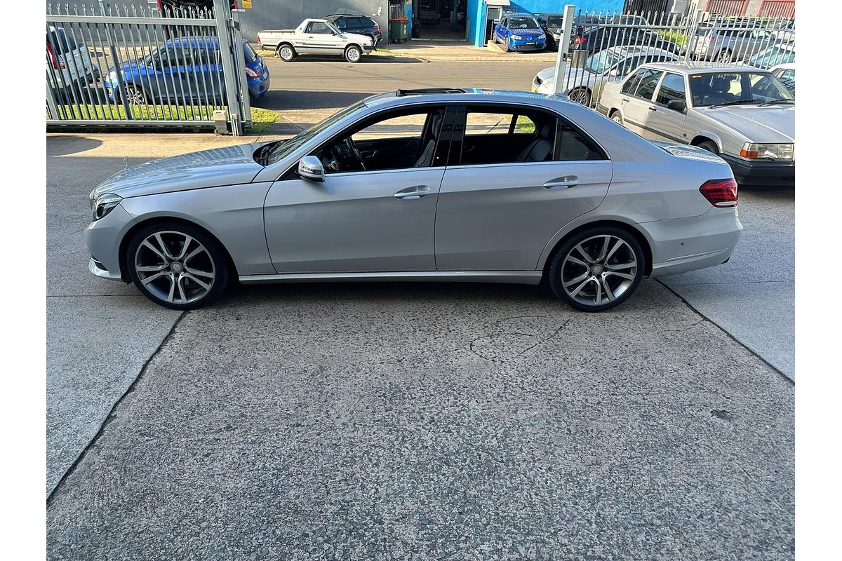 2013 Mercedes-Benz E-Class E300 BlueTEC Hybrid W212