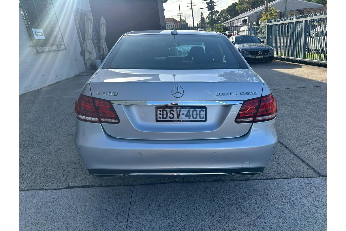 2013 Mercedes-Benz E-Class E300 BlueTEC Hybrid W212