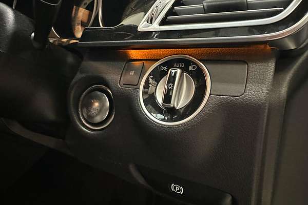 2013 Mercedes-Benz E-Class E300 BlueTEC Hybrid W212