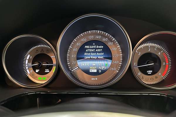 2013 Mercedes-Benz E-Class E300 BlueTEC Hybrid W212