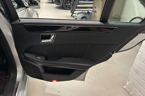 2013 Mercedes-Benz E-Class E300 BlueTEC Hybrid W212