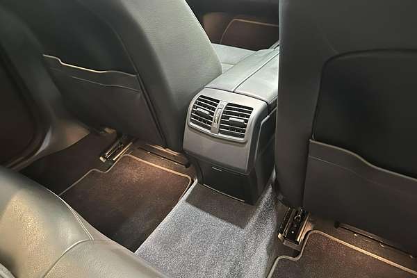 2013 Mercedes-Benz E-Class E300 BlueTEC Hybrid W212