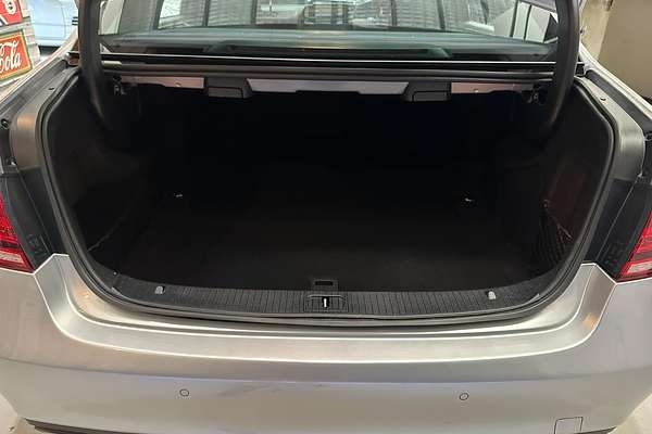 2013 Mercedes-Benz E-Class E300 BlueTEC Hybrid W212