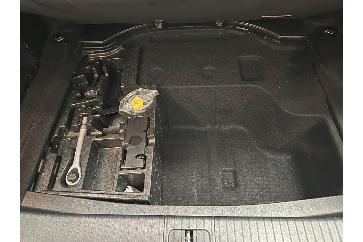 2013 Mercedes-Benz E-Class E300 BlueTEC Hybrid W212