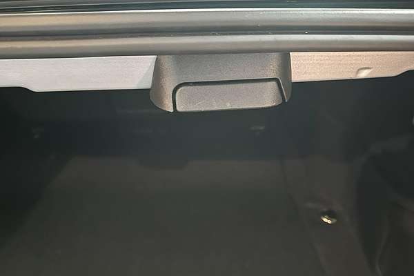 2013 Mercedes-Benz E-Class E300 BlueTEC Hybrid W212