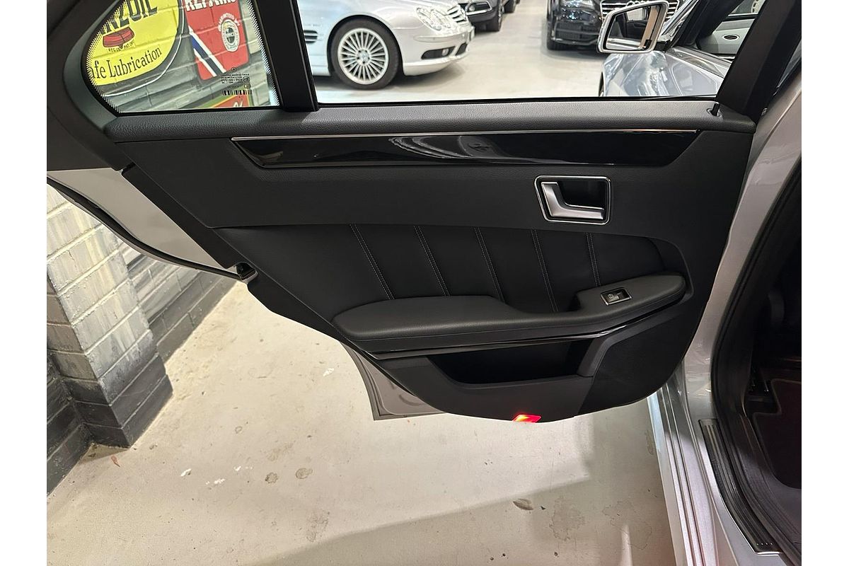 2013 Mercedes-Benz E-Class E300 BlueTEC Hybrid W212