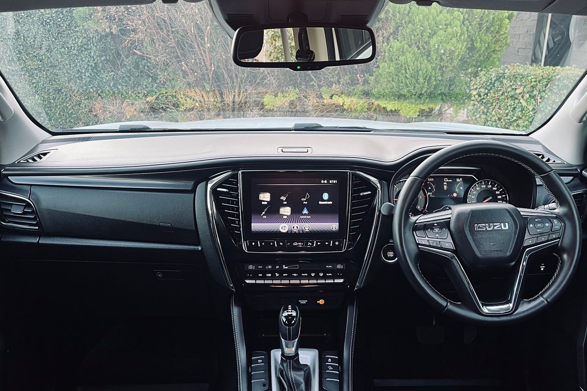 2023 Isuzu MU-X LS-U