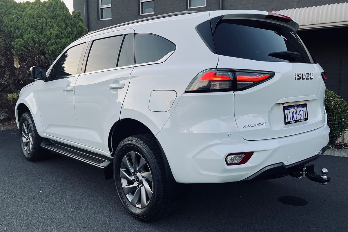 2023 Isuzu MU-X LS-U