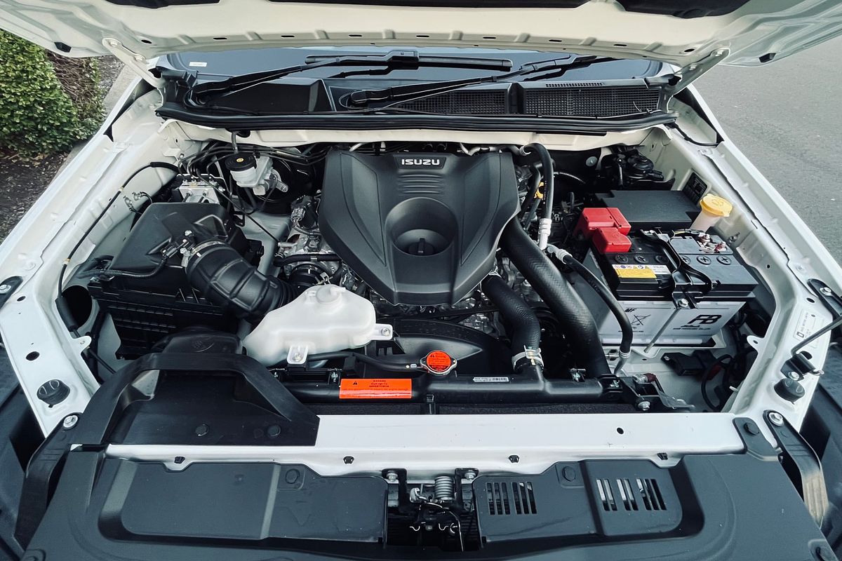 2023 Isuzu MU-X LS-U