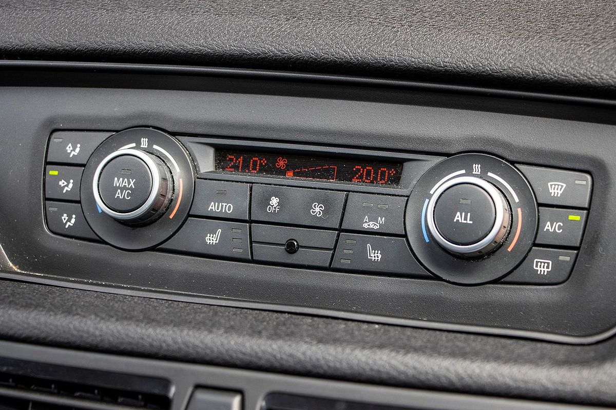 2014 BMW X1 sDrive20i E84 LCI