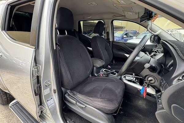 2015 Nissan Navara ST (4x4) NP300 D23 4X4