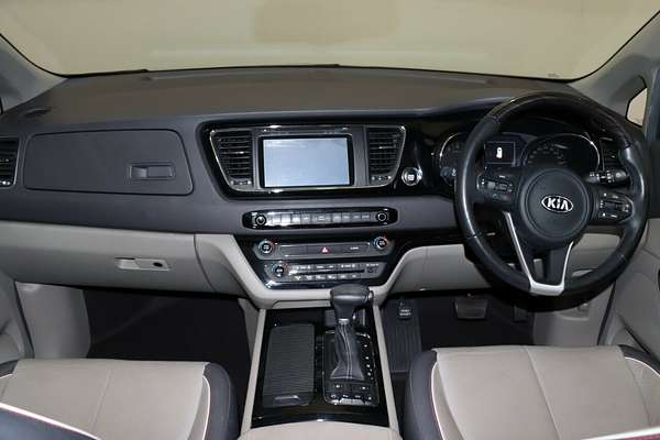 2016 Kia Carnival Platinum YP