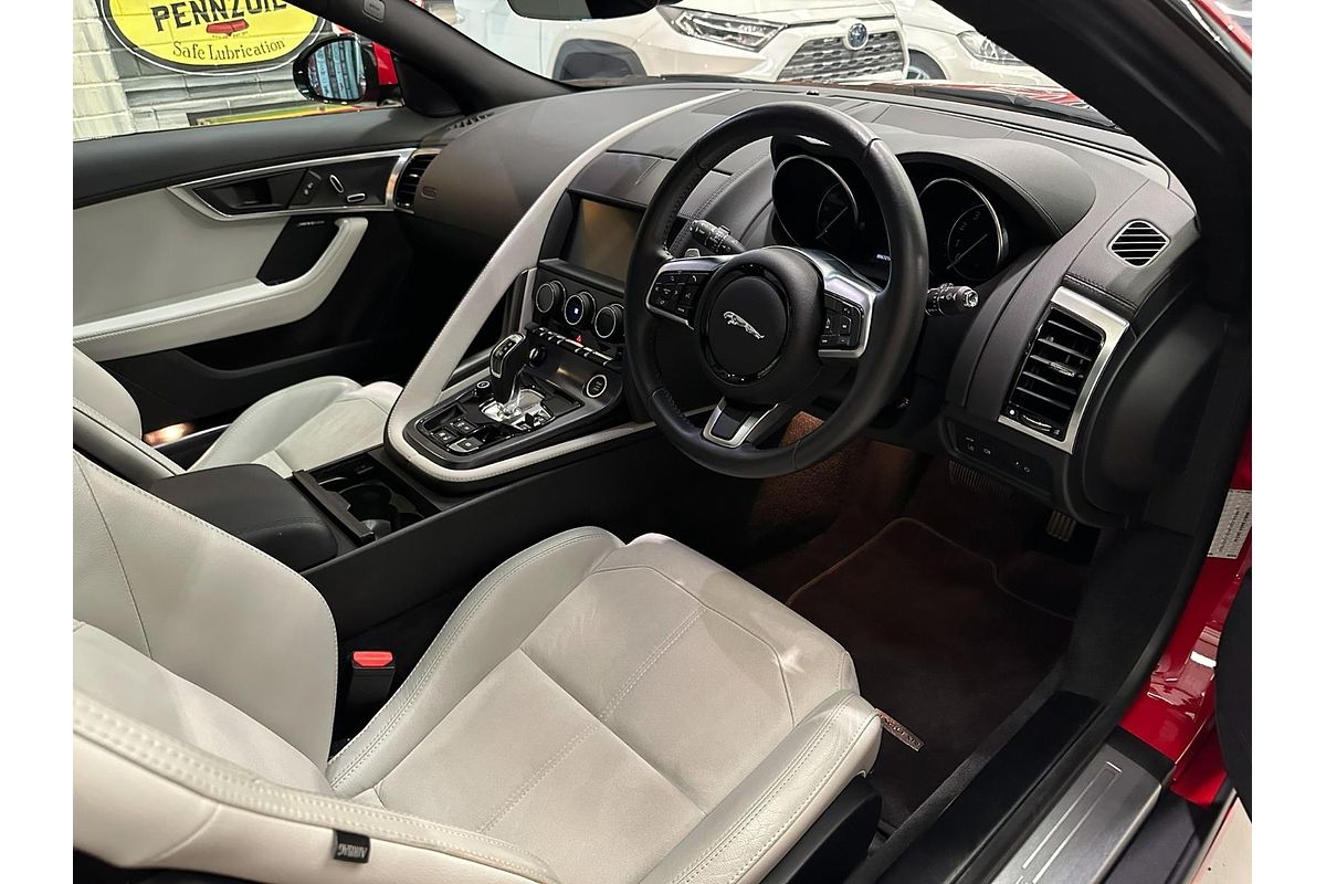 2019 Jaguar F-TYPE R-Dynamic 280kW X152