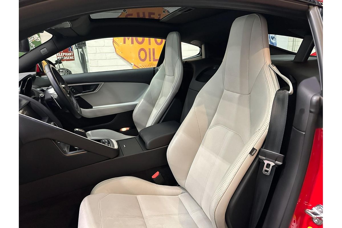 2019 Jaguar F-TYPE R-Dynamic 280kW X152