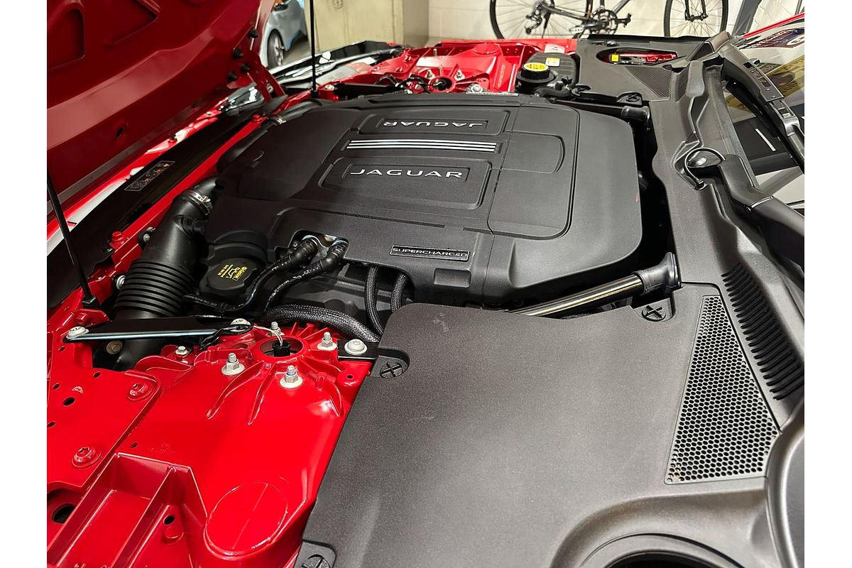 2019 Jaguar F-TYPE R-Dynamic 280kW X152
