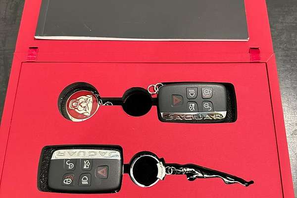 2019 Jaguar F-TYPE R-Dynamic 280kW X152