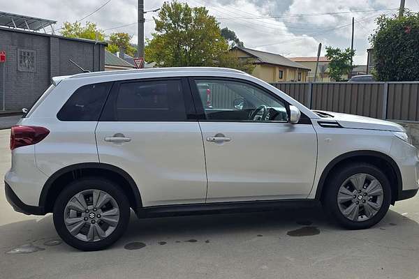 2022 Suzuki Vitara LY Series II