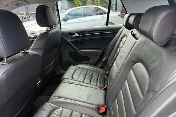 2015 Volkswagen Golf 103TSI Highline 7